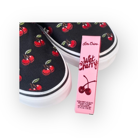 new Lime Crime ᴥ︎ Wet Cherry Lip Gloss ᴥ︎ Monster Sparkle Green Lippy ᴥ︎ Cosplay - Picture 10 of 16